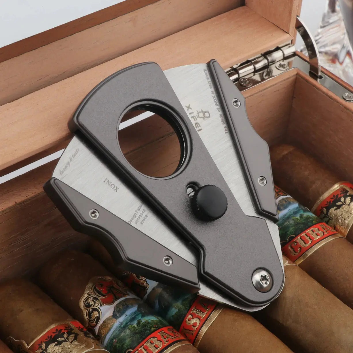 Xifei Stainless Steel Cigar Cutter With Gift Box&Leather Case Dual Blades Tobacco Cutting Sigaar Accessories For Friends Family Ash & Ember Society
